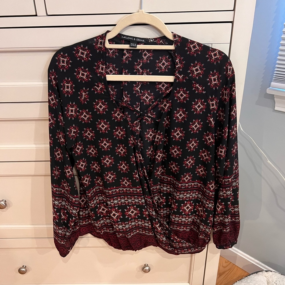 Harlowe & Graham, wrap, x, plunge V Blouse